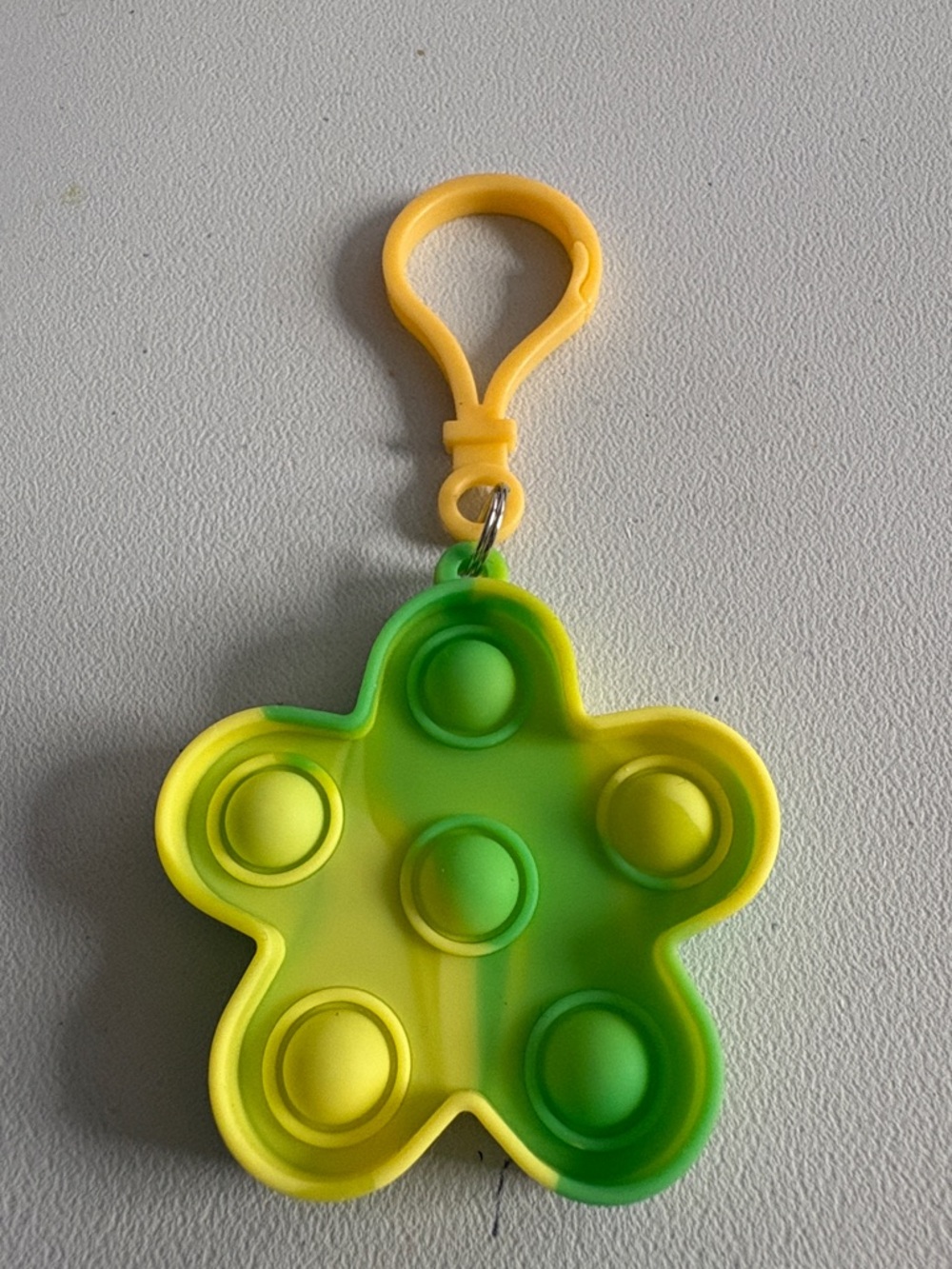 Target Star-Shaped Pop-It Keychain in Yellow & Green
